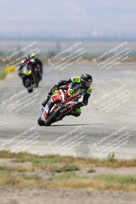 media/May-04-2025-CRA (Sun) [[aa98c8d4fa]]/Races/Race 8/